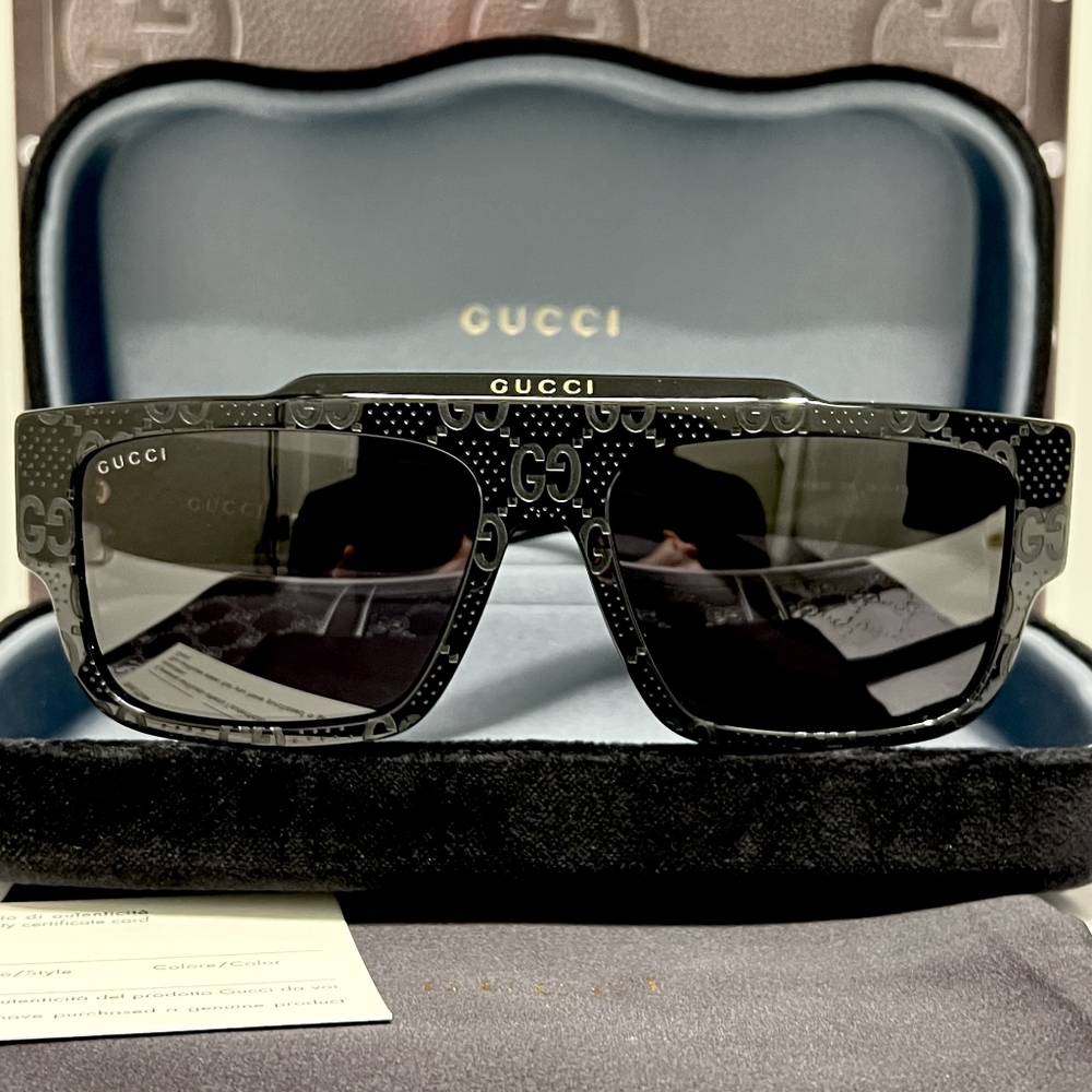 GUCCI GG1460S Model Sunglasses in Black